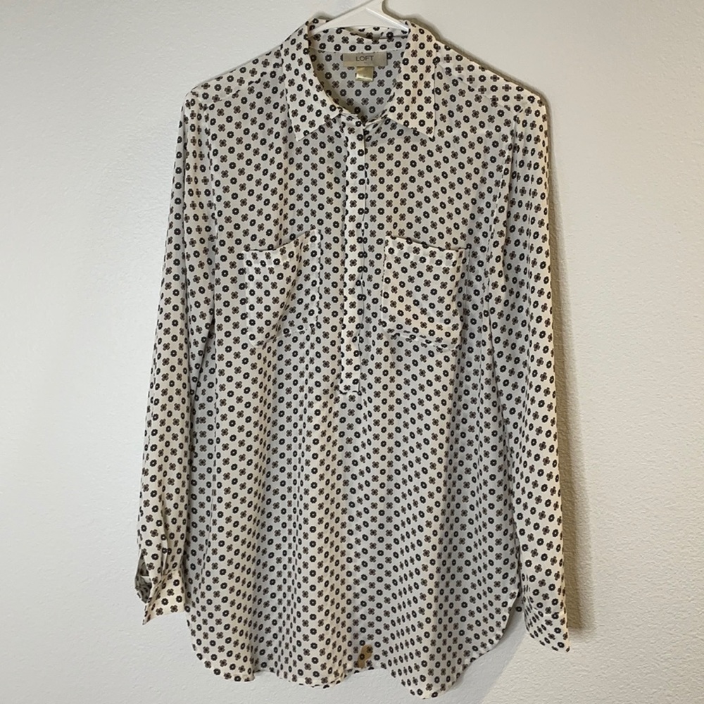 Loft White, Tan, & Gray Long-Sleeve